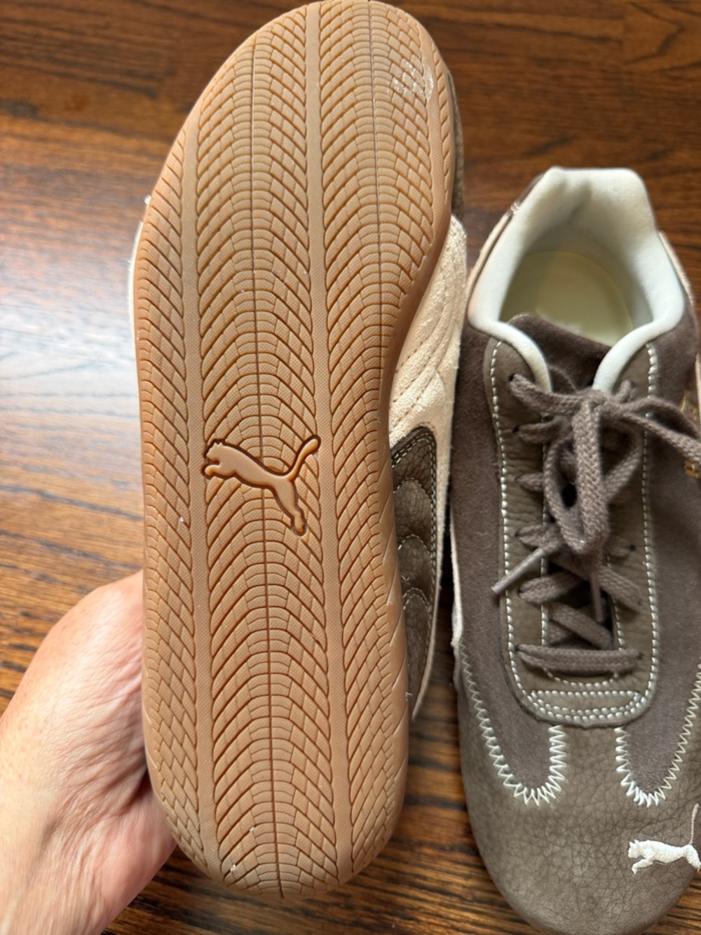 Puma Brown Suede Sneakers with White Accents - Picture 3 of 4